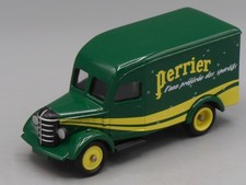 Trucks of yesteryear 01 - Bedford 30 Van Perrier Pickup - Corgi