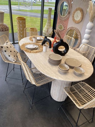 Table travertin - table, en