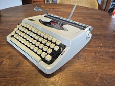 Machine à écrire JAPY L.72