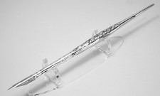 Porte plume à tremper en argent massif, très beau travaille en repoussé