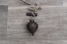 Ancien outil de nivellement