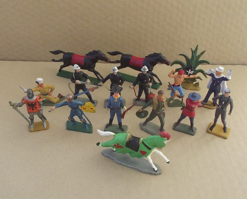 Lot figurines starlux - lot,