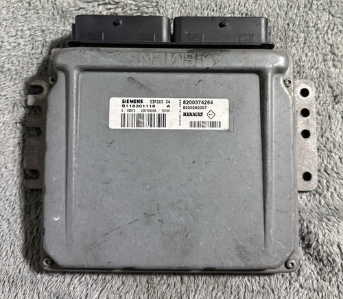Calculateur moteur renault - moteur,