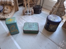 3 anciennes boîtes en métal