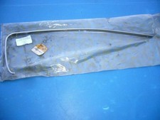 Enjoliveur inférieur gauche de calandre pour Renault R14 TL