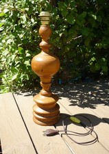 Grand pied de lampe en bois