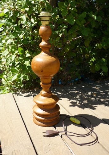 Grand pied lampe bois - de,