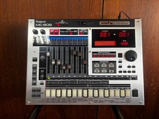 Roland MC-808 Sampling Groovebox w/ bag, power supply SIMM