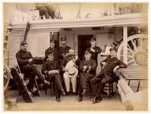 Officiers sur pont un - sur, le