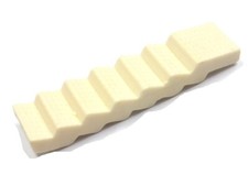 MINIATURE RESINE : escalier droit écru longueur 6cm (14)