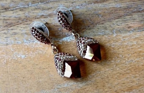 Boucles oreilles des anneau - boucles,
