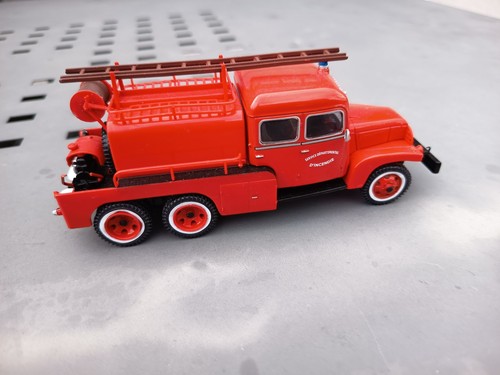 Camion pompier hachette - camion,