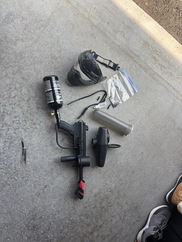 Used tippmann paintball gun - used,
