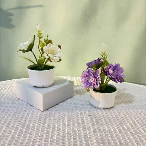 Petite plante artificielle