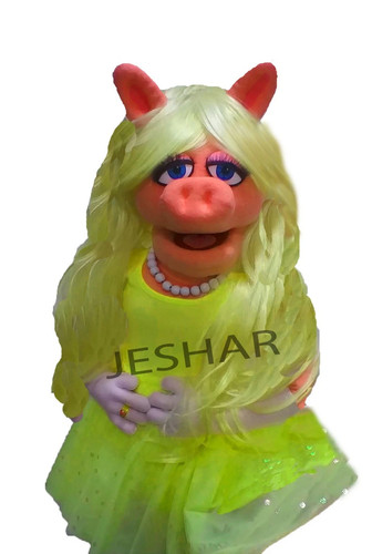 One kind miss piggy - one, "miss