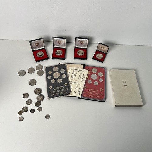 Lot monnaies suisses - , coffrets