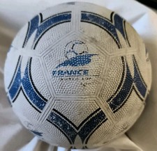 Ancien ballon de foot coupe du