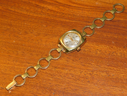 Vintage watch montre suisse - watch,