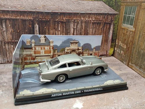 Aston martin db5 007 - aston, james