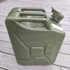  Jerrycan Essence. 20 Litres