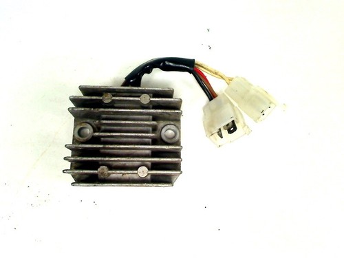 3y6 81960 régulateur - 3y6-81960-a0,