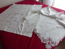 DEUX JOLIES NAPPES ANCIENNES