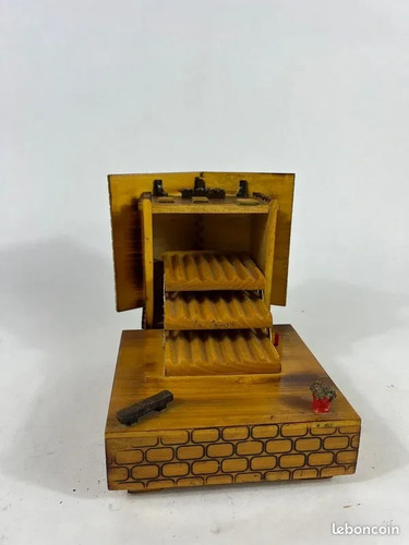 Vintage wooden cigarette box - vintage,