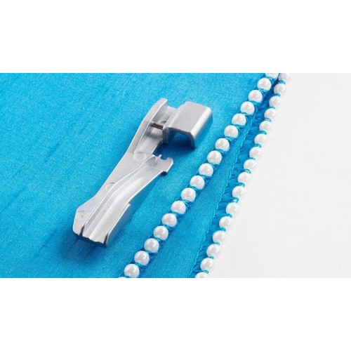 Pied pose perles paillettes - pose, perles,