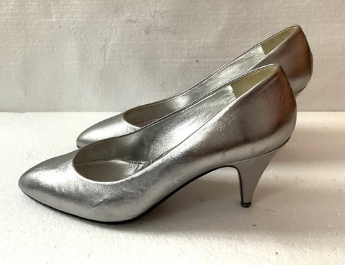 Neuves escarpins cuir - neuves,