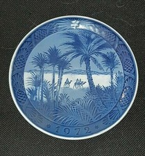1972 ROYAL COPENHAGUE PLAT DE