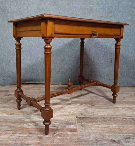 Table milieu noyer - de, en