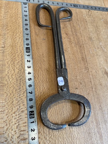 Old tool - old,