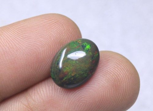 Cabochon opale noire - ,, pierre