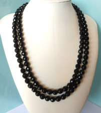 Collier en Spinelle-395.Cts-2 rangs en 8mm-46-49cm -Le fermoir en Spinelle