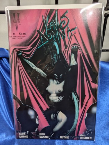 Rare oop venus domina - domina, #2