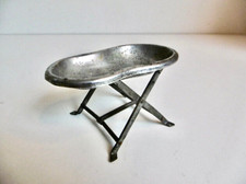 RARE BIDET DE MAISON DE POUPÉE ANCIENNE EN MÉTAL ARGENTÉ - PLIANT - L 9,5 cm