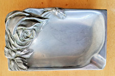 Ancien cendrier en étain à