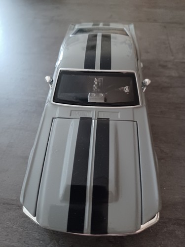 Voiture miniature ford - voiture, mustang