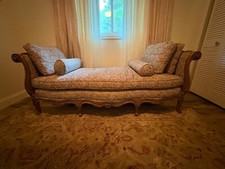 Beautiful Antique Louis XV Chaise Lounge Daybed
