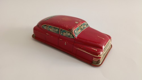 Voiture miniature police rouge - voiture,