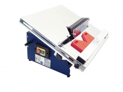 Coupe carrelage électrique - coupe-carrelage,