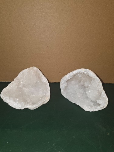 Geode quartz complete - quartz,