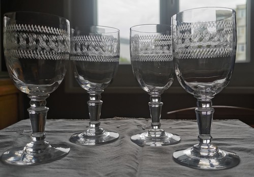Verres vin en cristal - en,