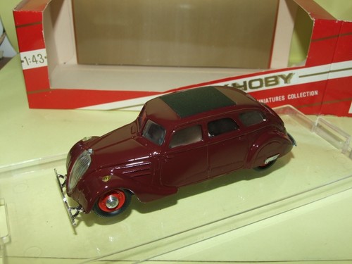 Peugeot 402 1935 - bordeaux, tek