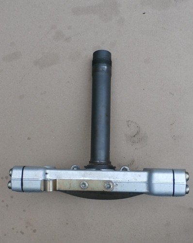 Fourche inferieur ducati - fourche,