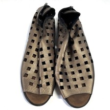 Excellent Size EU 37/US 6.5 M Arche France Bronze Drick Sandals/Comfort Quality