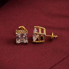 Clous solitaire diamant