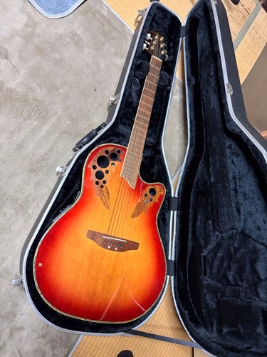 Guitare acoustique électrique