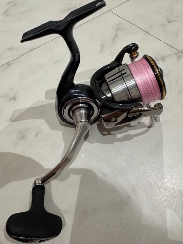 Daiwa certate 2500cxh - daiwa,