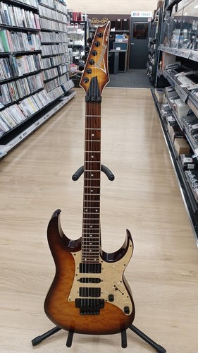 Guitare électrique ibanez - guitare,